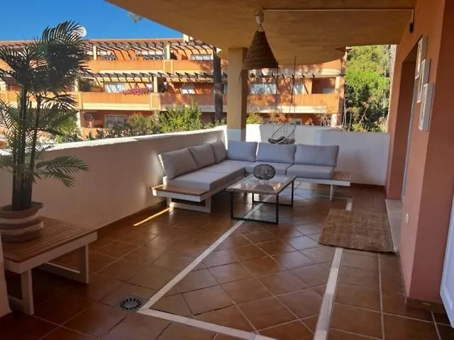 Center Beach 2 Beds Appartement Elviria